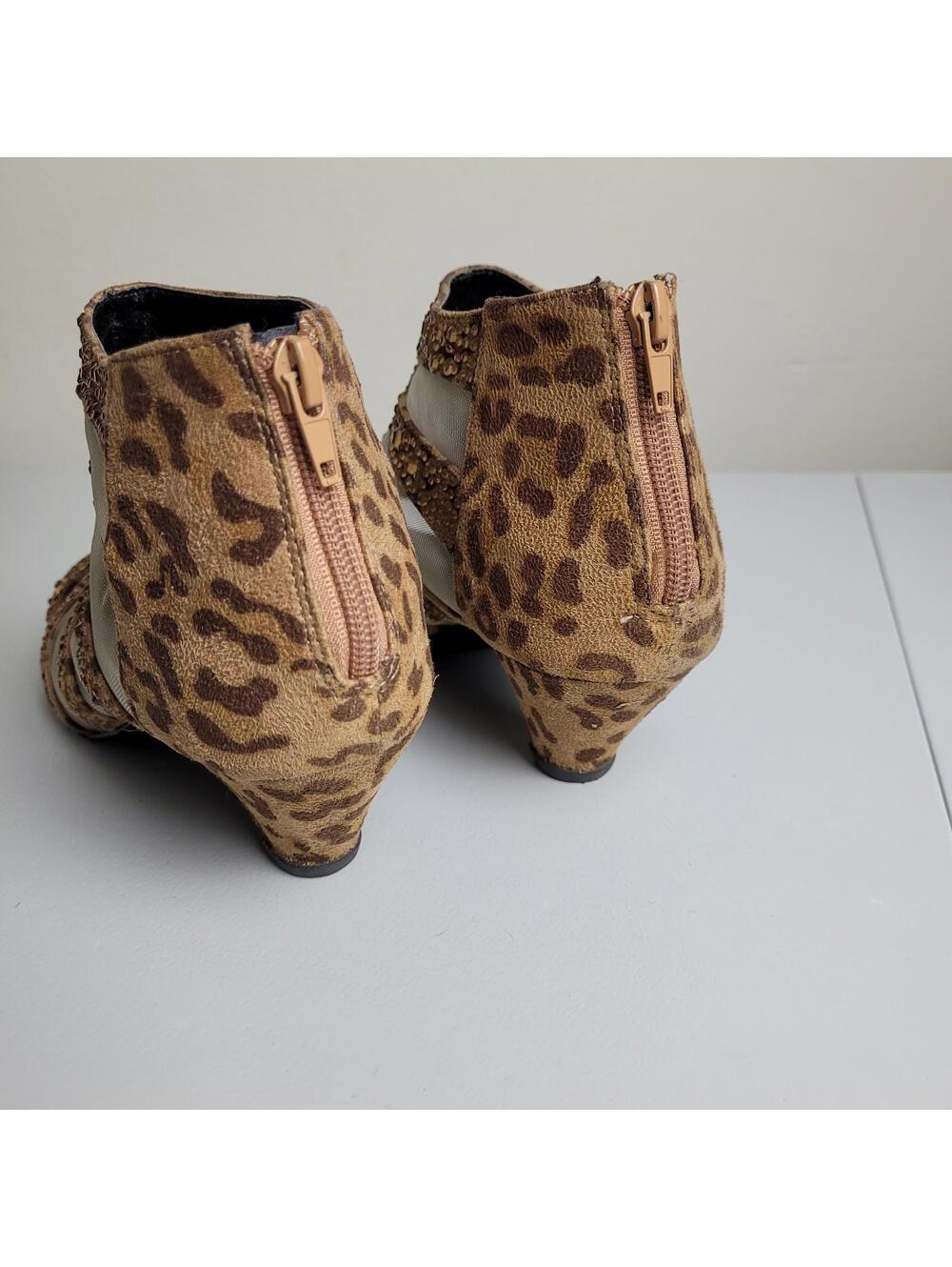 Joan Boyce Women's Strappy Mesh Boots Sz 10 Wide Shoes Rhinestones Leopard Heels - Picture 4 of 9
